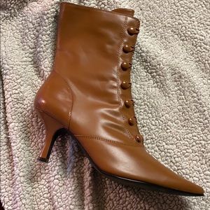 Newport News Gingerbread Granny Boots